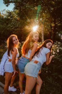Teen girls unsplash